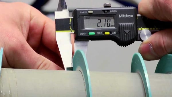 Digital calipers measuring flange