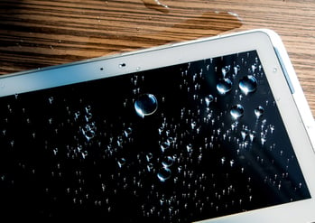 Tablet with water beads