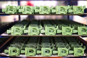 plastic_molds_on_shelf
